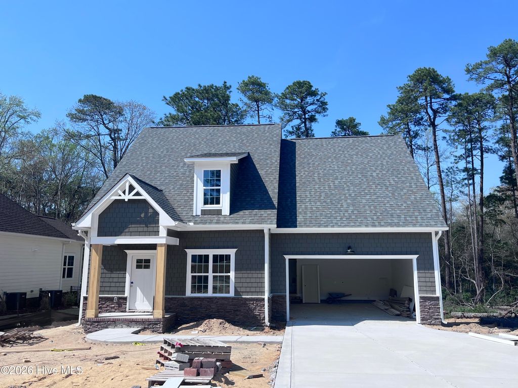 Photo of 613 Jumper Court, Southern Pines, NC 28387 (MLS # 100564728)