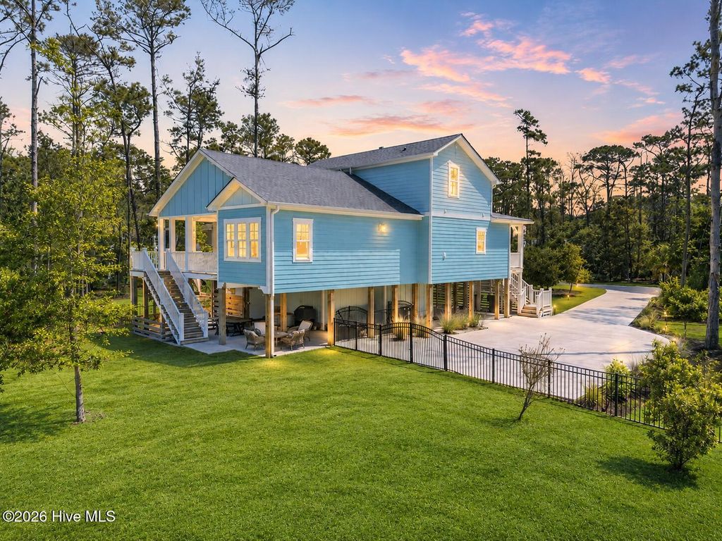 Photo of 614 Marsh Grass Court, Southport, NC 28461 (MLS # 100574595)