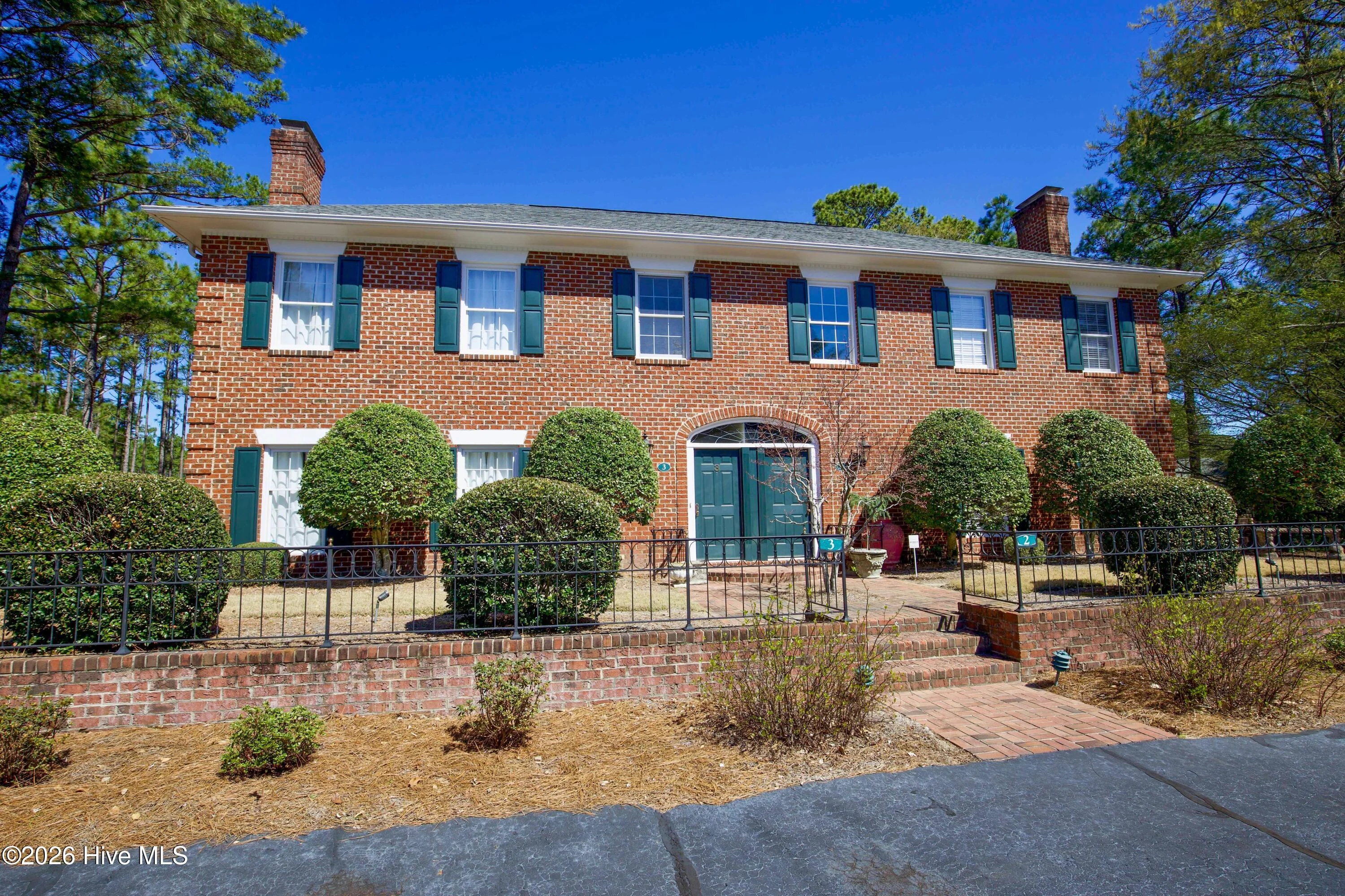3 Drayton Court