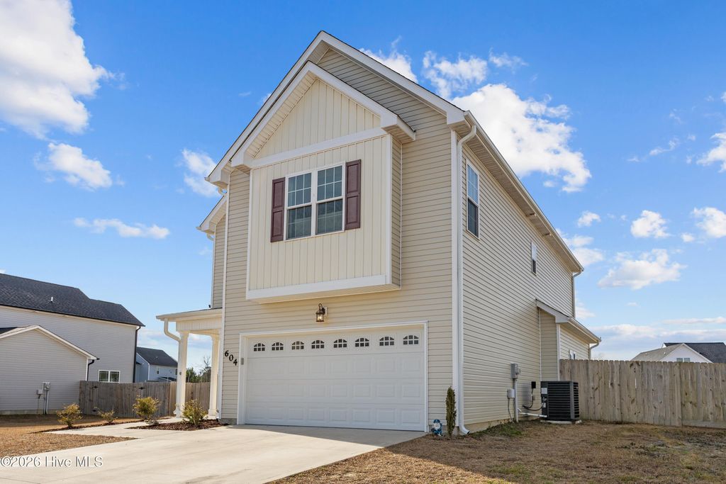 Photo of 604 Ranch Hand Lane, Jacksonville, NC 28546 (MLS # 100559534)