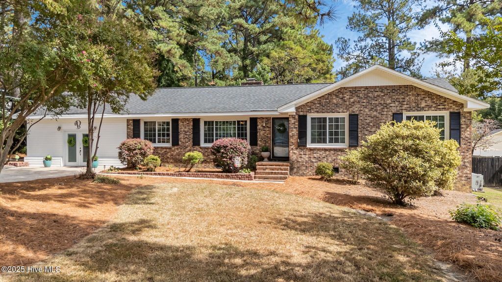 Photo of 1404 Knollwood Drive NW, Wilson, NC 27896 (MLS # 100533471)