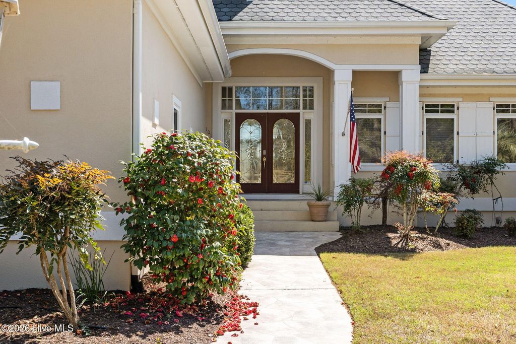 Photo of 101 Windsor Circle SW, Ocean Isle Beach, NC 28469 (MLS # 100564967)
