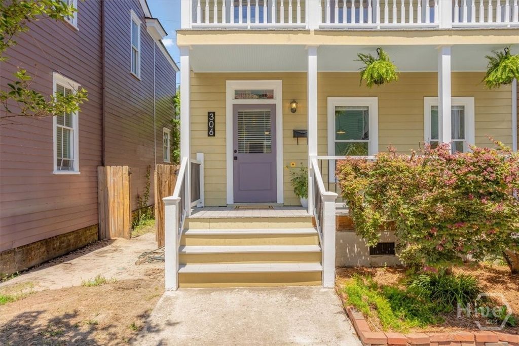 Photo of 306 E 33rd Street, Savannah, GA 31401 (MLS # SA355236)