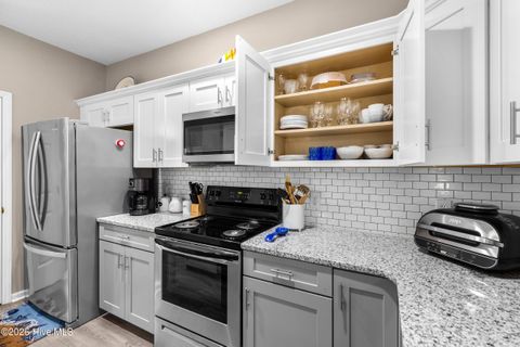 Tiny photo for 1600 Sturdivant Drive #Apt 45, Wilmington, NC 28403 (MLS # 100582403)