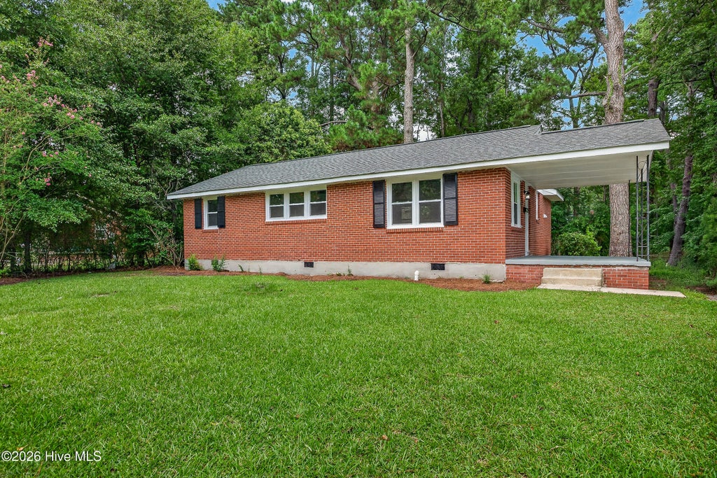 Photo of 127 Kitt Drive, Jacksonville, NC 28540 (MLS # 100592713)