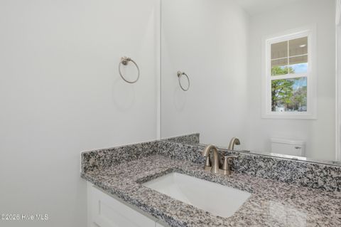 Tiny photo for 708 W Hayes Street, Burgaw, NC 28425 (MLS # 100559530)