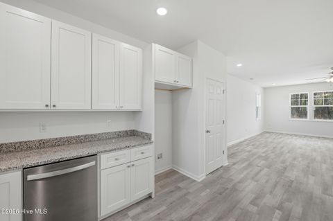 Tiny photo for 708 W Hayes Street, Burgaw, NC 28425 (MLS # 100559530)