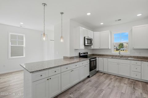 Tiny photo for 708 W Hayes Street, Burgaw, NC 28425 (MLS # 100559530)