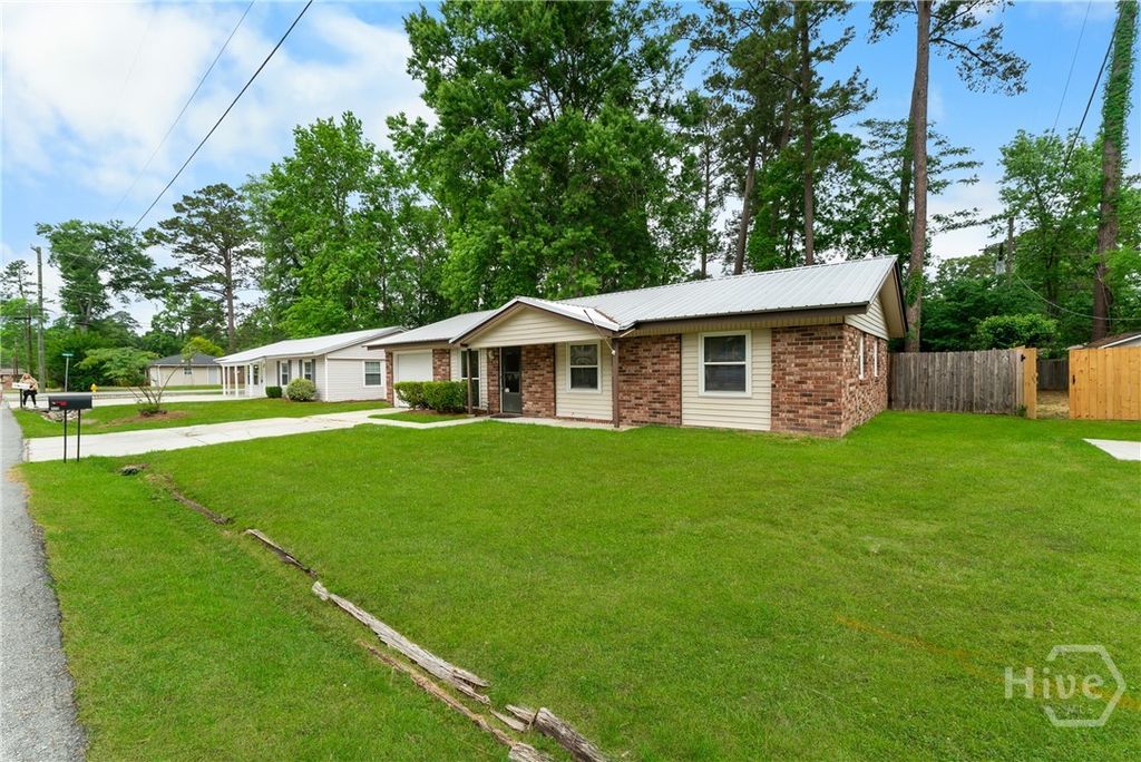 Photo of 320 W Whatley Street, Pooler, GA 31322 (MLS # SA355042)