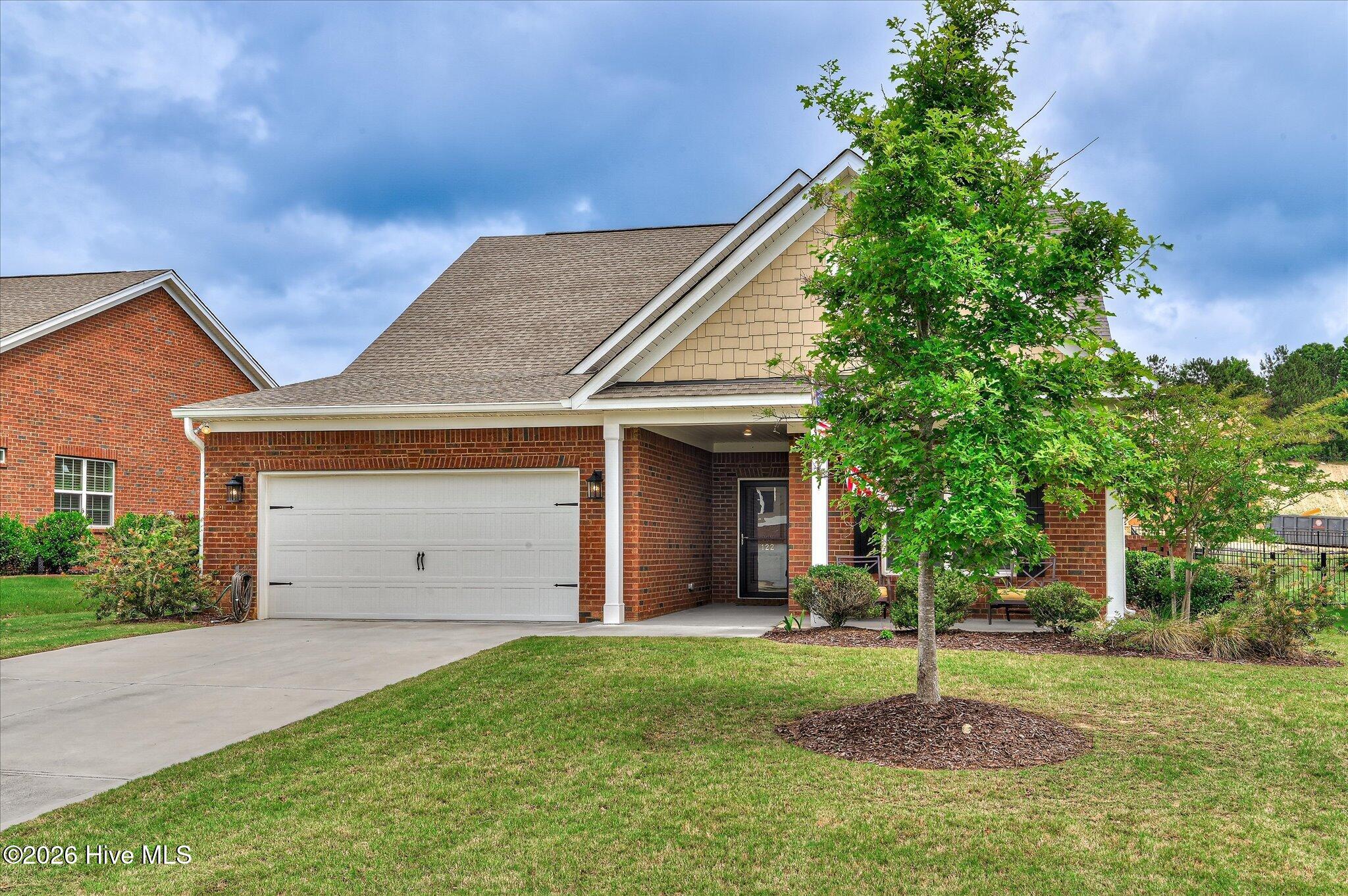 122 Fitzsimmons Drive