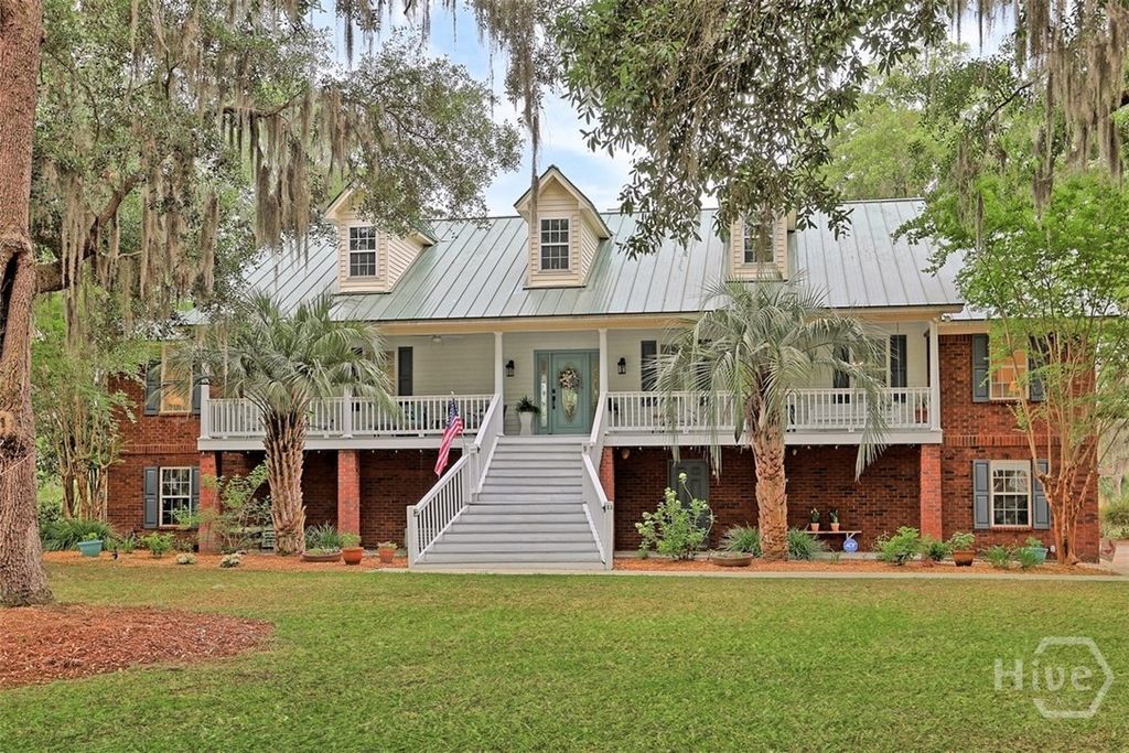 Photo of 11 Mill Run Lane, Richmond Hill, GA 31324 (MLS # SA354626)