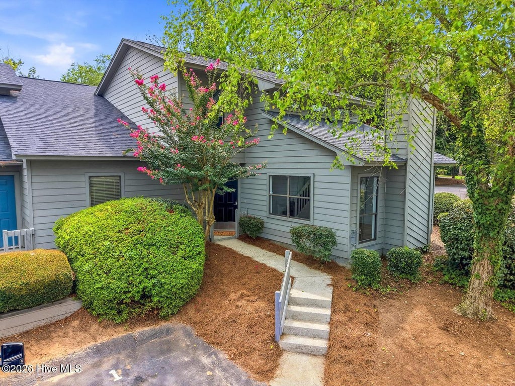 Photo of 1 Cardinal Lane, North Augusta, SC 29841 (MLS # 100600176)
