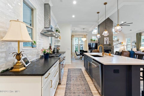 Tiny photo for 204 Gull Road, Hampstead, NC 28443 (MLS # 100591378)