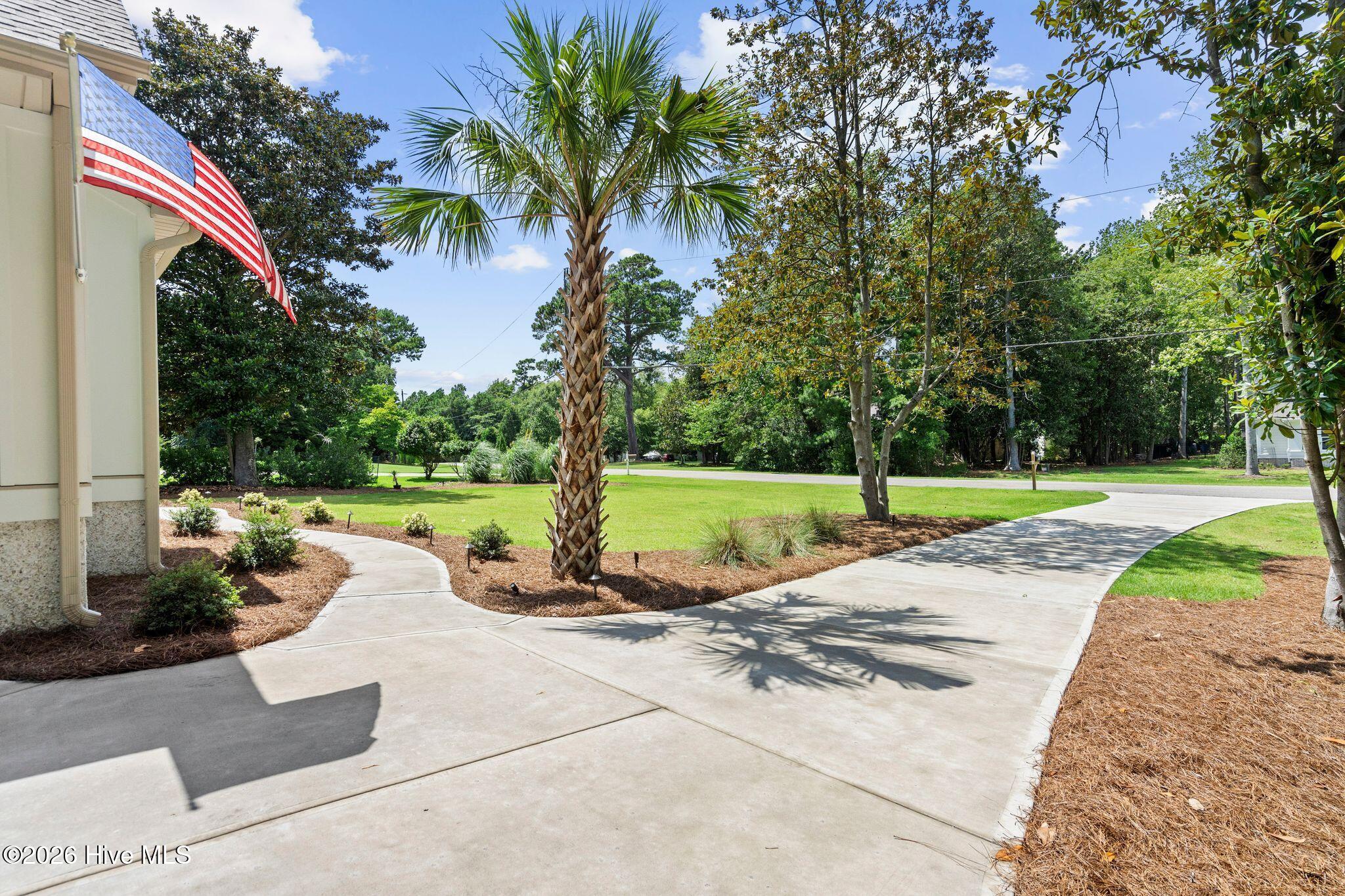 204 Gull Road