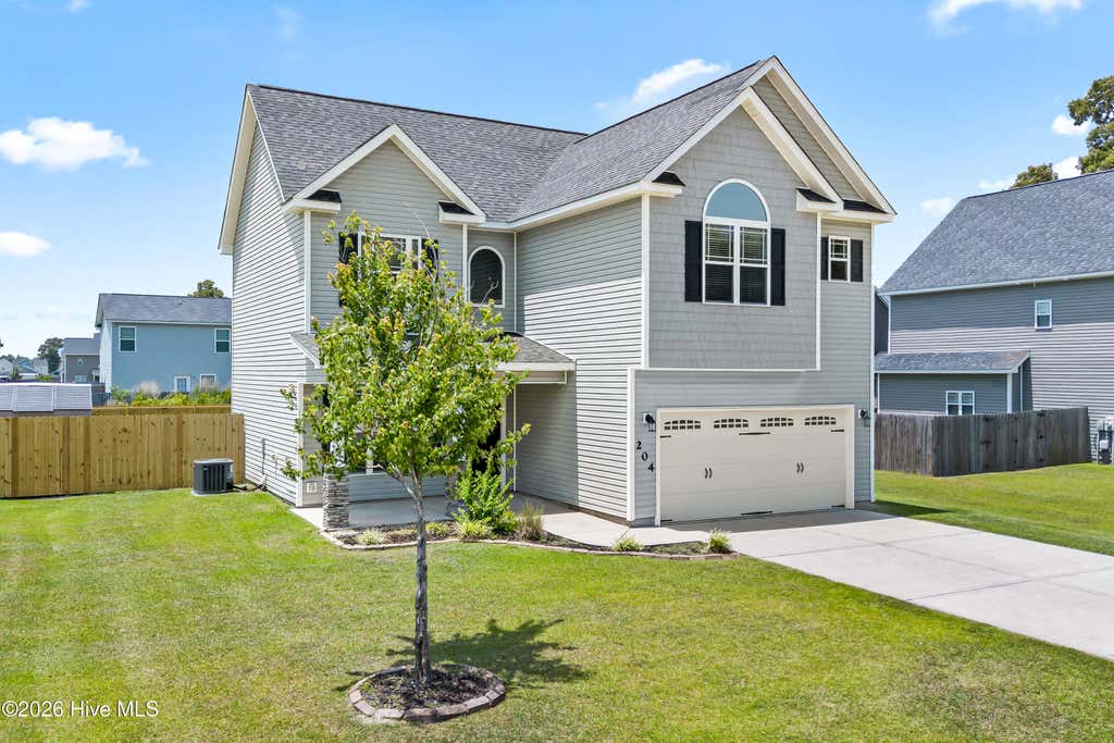 Photo of 204 Dairyfarm Road, Jacksonville, NC 28546 (MLS # 100583664)