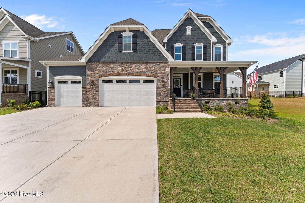 Photo of 520 Watauga Lane, Aberdeen, NC 28315 (MLS # 100567045)