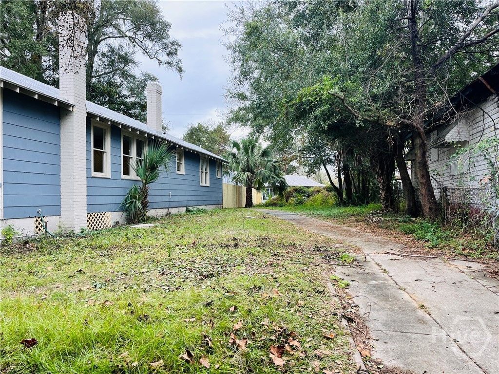 Photo of 817 W 39th Street, Savannah, GA 31415 (MLS # SA346253)