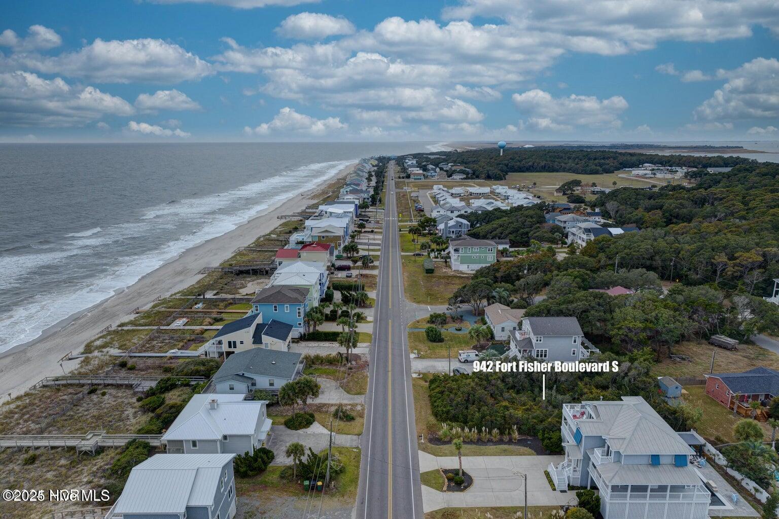 942 Fort Fisher Boulevard S