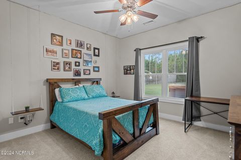 Tiny photo for 2463 Hoover Road, Hampstead, NC 28443 (MLS # 100572231)