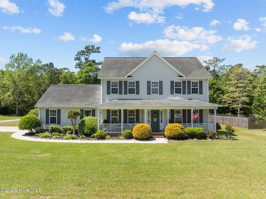 Photo of 331 Foster Creek Road, Swansboro, NC 28584 (MLS # 100568672)