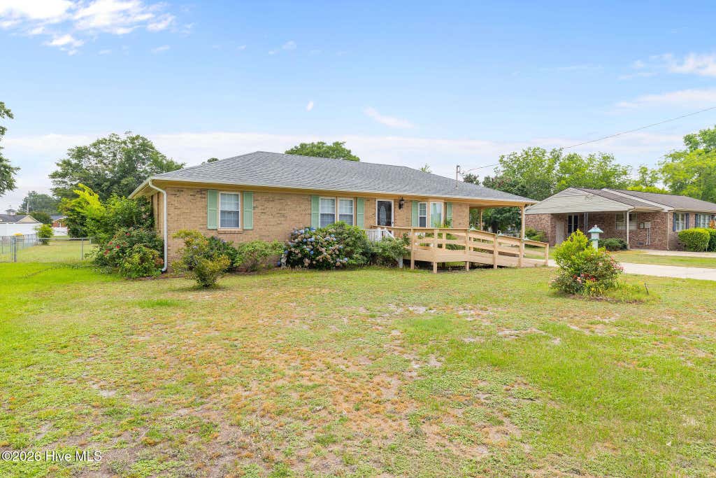 Photo of 106 Pinewood Drive, Goldsboro, NC 27534 (MLS # 100581115)