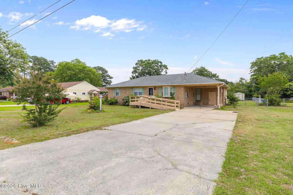 Photo of 106 Pinewood Drive, Goldsboro, NC 27534 (MLS # 100581115)