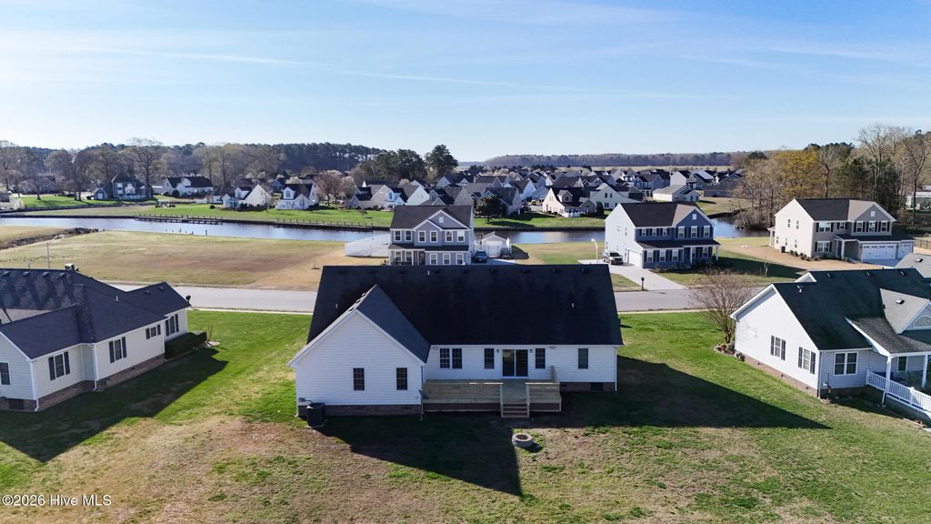 Photo of 206 Grand View Drive, Elizabeth City, NC 27909 (MLS # 100560817)