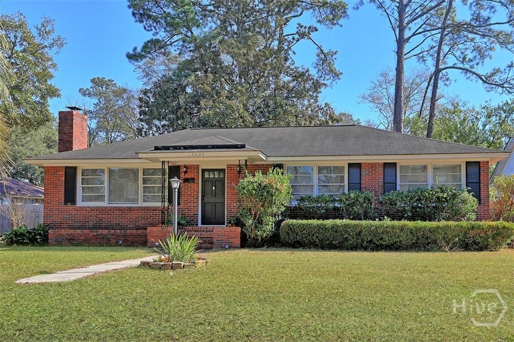 Photo of 5404 Reynolds Street, Savannah, GA 31406 (MLS # SA347090)