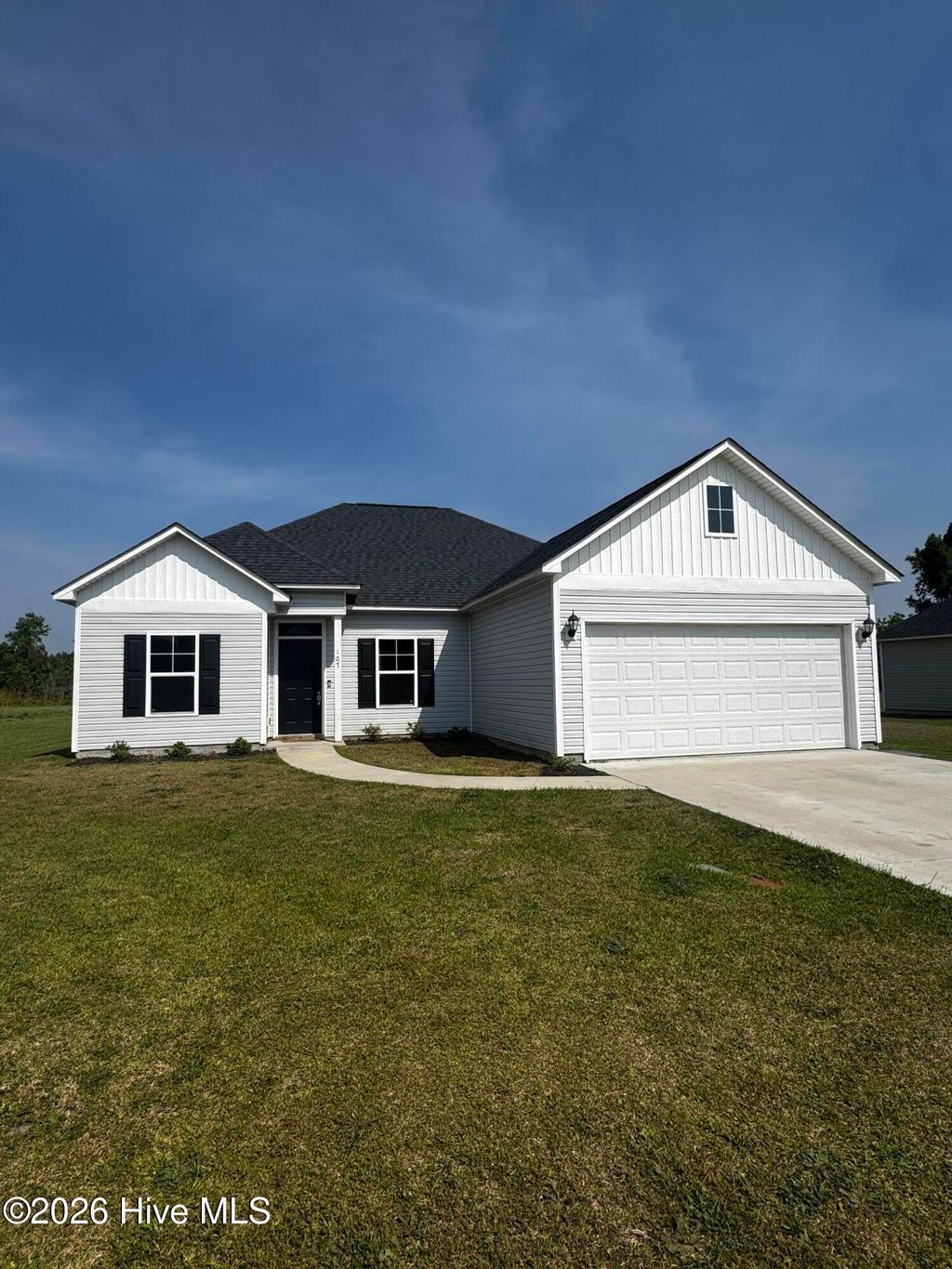 Photo of 107 Adams Landing Way, Maysville, NC 28555 (MLS # 100555370)