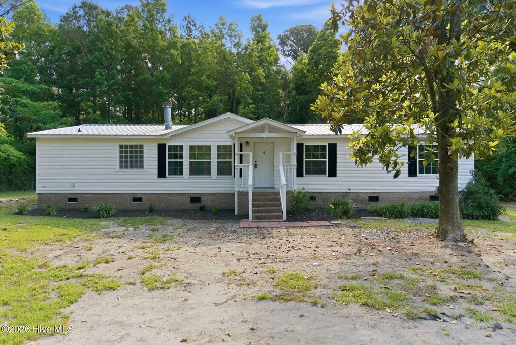 Photo of 481 Harrell Road, Burgaw, NC 28425 (MLS # 100577962)