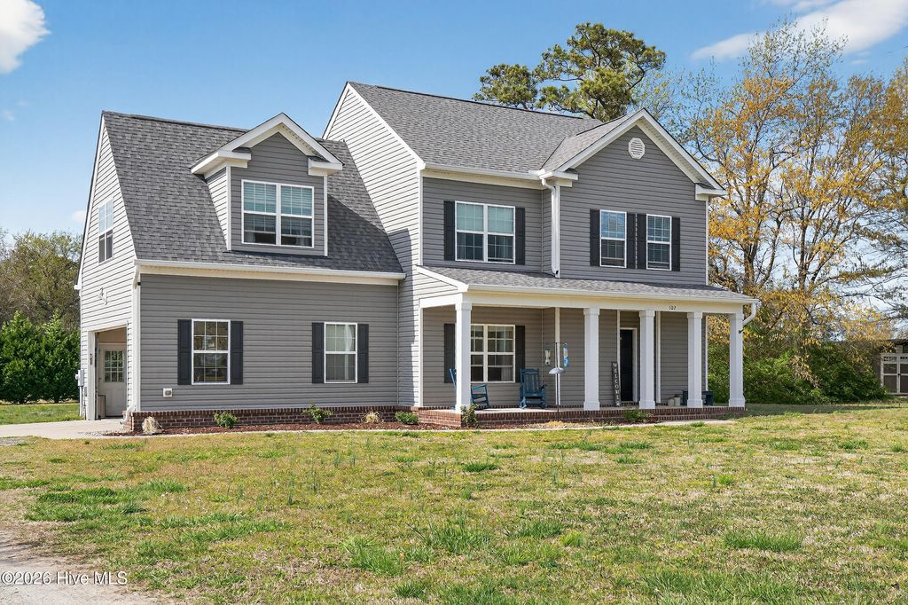 Photo of 102 East Point Estates Road, Knotts Island, NC 27950 (MLS # 100563935)