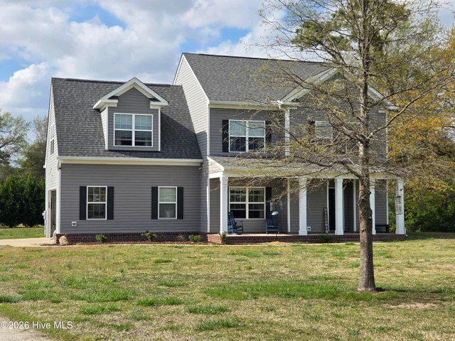 102 E Point Estates Road, photo 2 of 46