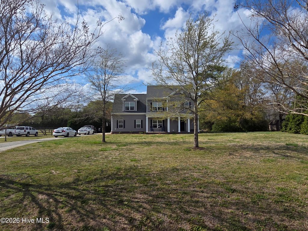 Photo of 102 East Point Estates Road, Knotts Island, NC 27950 (MLS # 100563935)