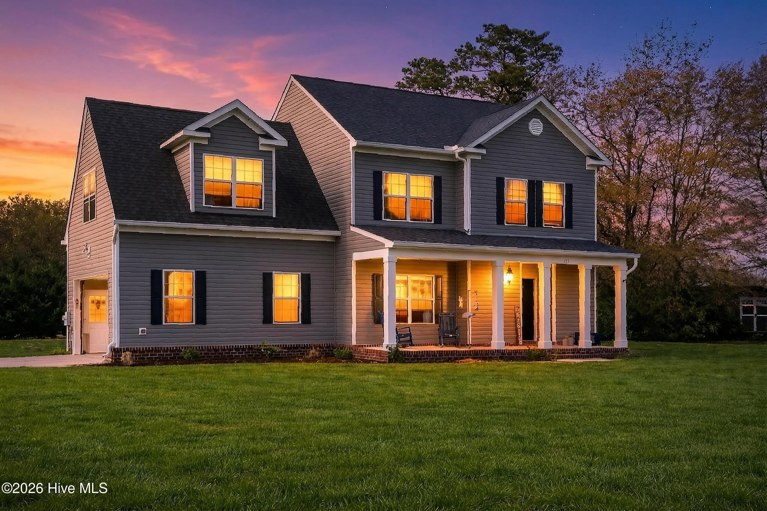102 E Point Estates Road