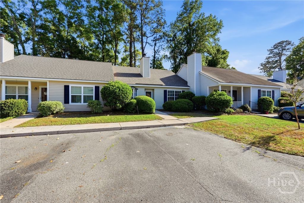 Photo of 22 Longview Bluff Drive E, Savannah, GA 31419 (MLS # SA353783)