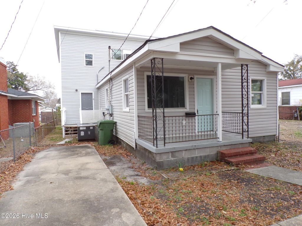 Photo of 107 S 10th Street, Wilmington, NC 28401 (MLS # 100558071)
