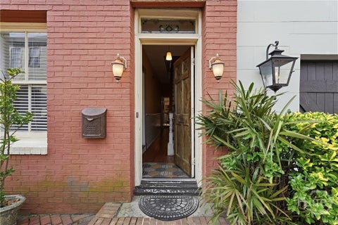Homes For Sale - 509 E York Street<br/> Chatham County, Savannah, GA 31401