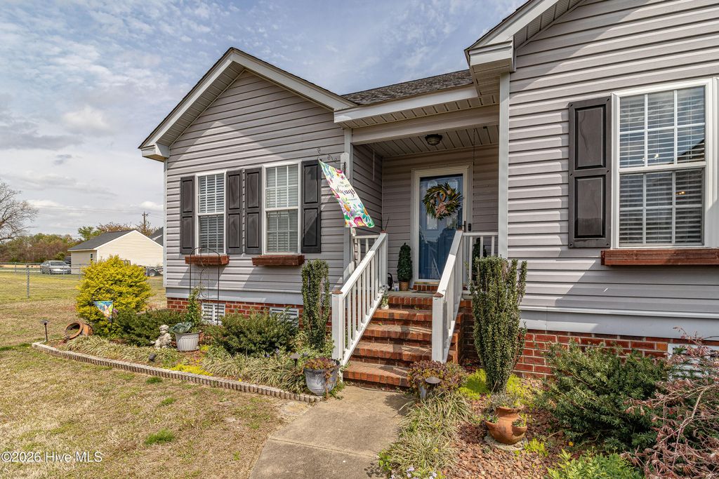 Photo of 102 Wesley Drive, Goldsboro, NC 27534 (MLS # 100563154)