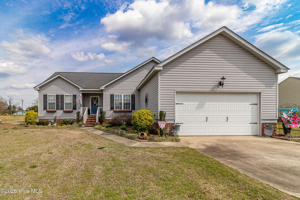 Photo of 102 Wesley Drive, Goldsboro, NC 27534 (MLS # 100563154)