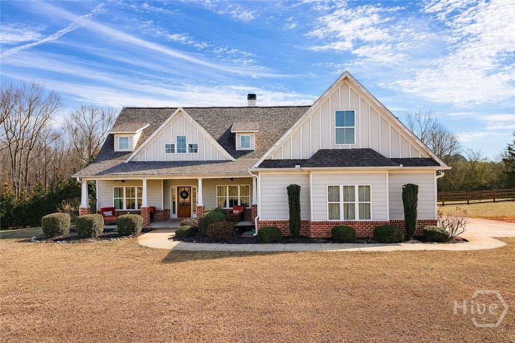 Photo of 9980 Nowhere Road, Hull, GA 30646 (MLS # CL348794)