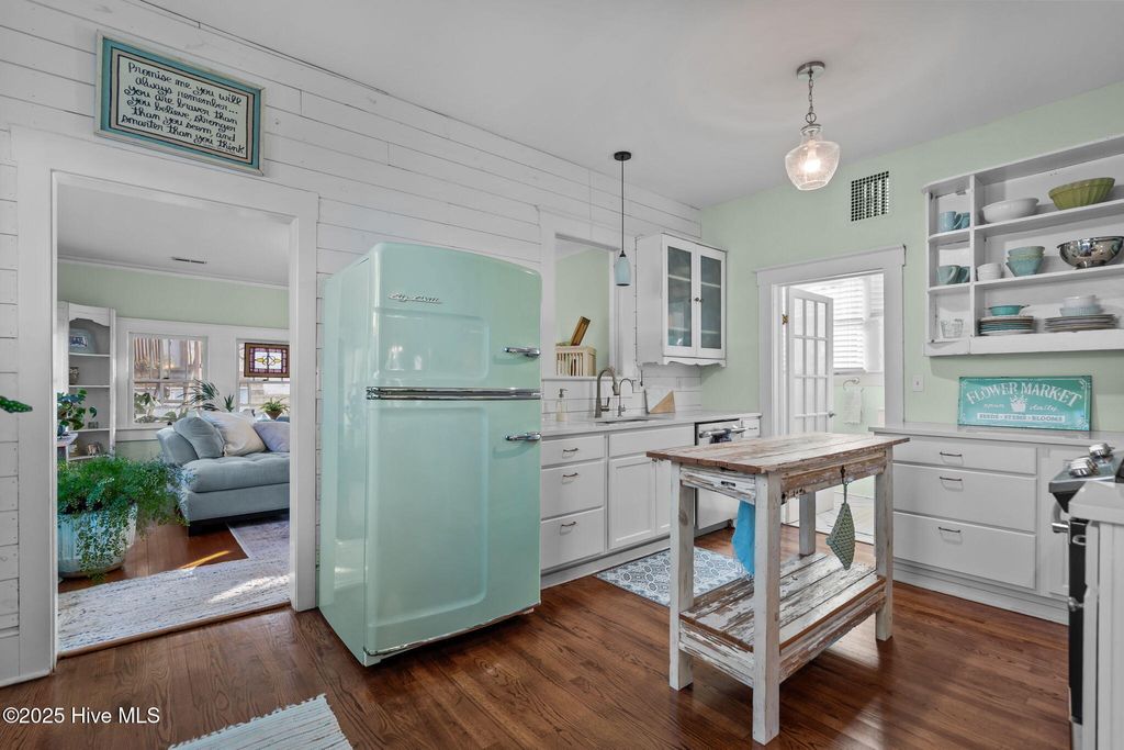 Photo of 1806 Ann Street, Wilmington, NC 28403 (MLS # 100546633)