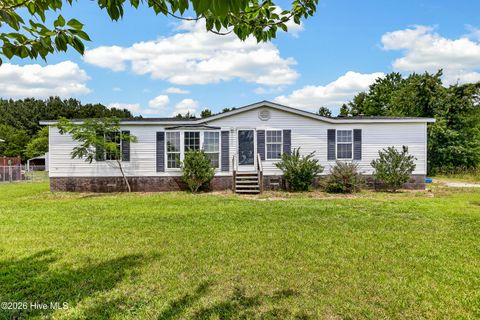 Mobile Home For Sale - 2676 White Oak River Road<br/> Maysville, NC 28555