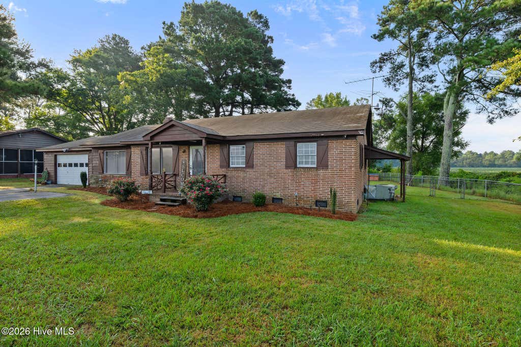 Photo of 4098 Us Highway 13 N, Goldsboro, NC 27534 (MLS # 100598674)