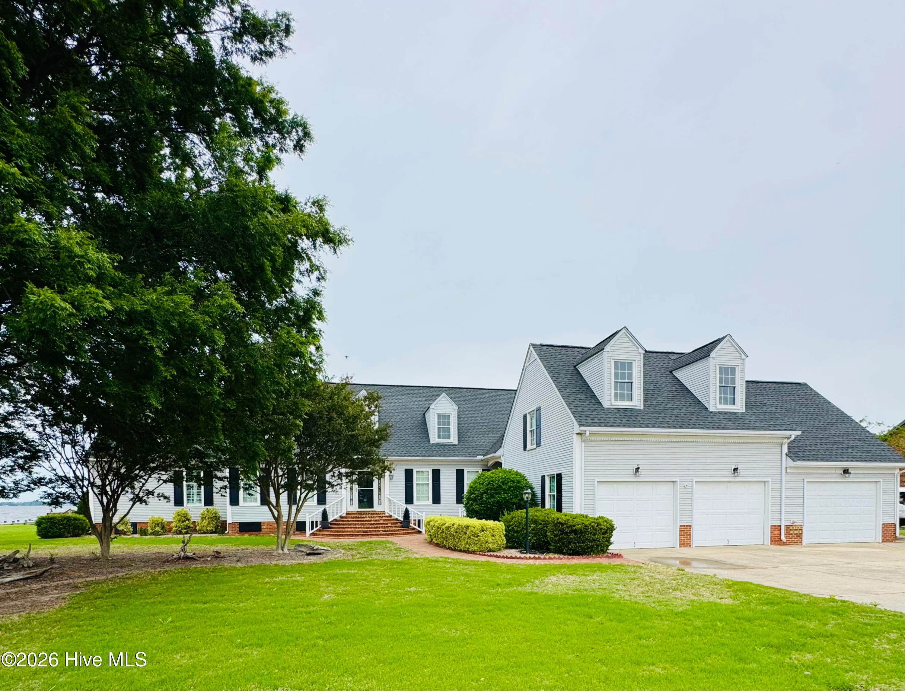 1008 Bateman Drive