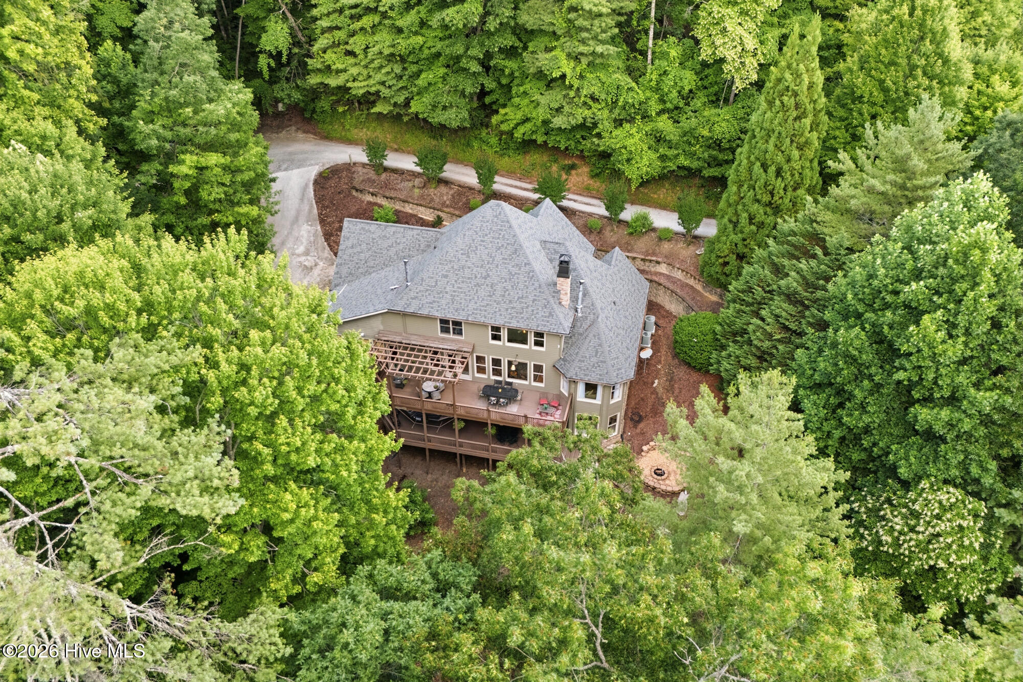 382 Lake Shore Drive