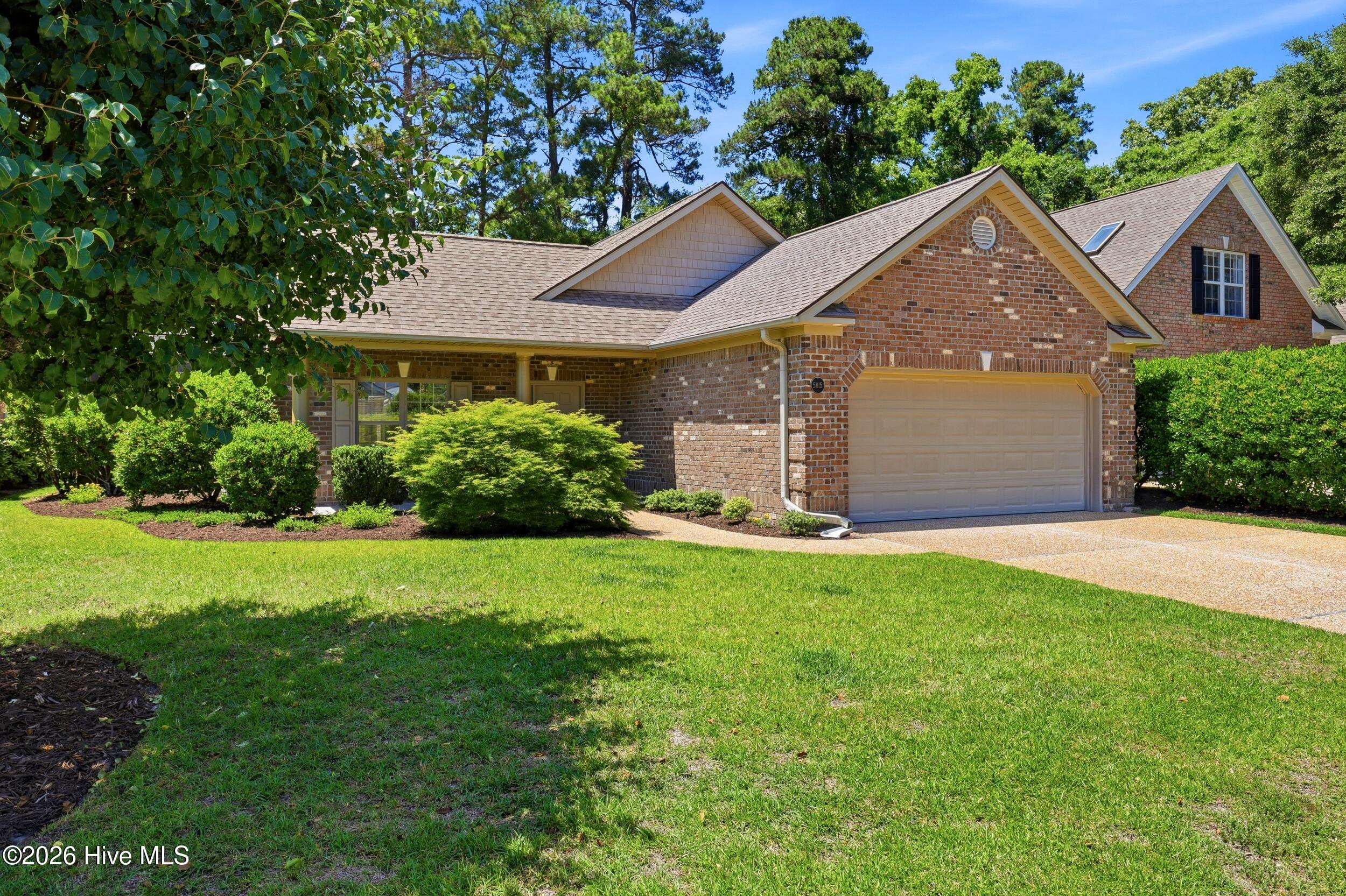5815 Bentley Gardens Lane
