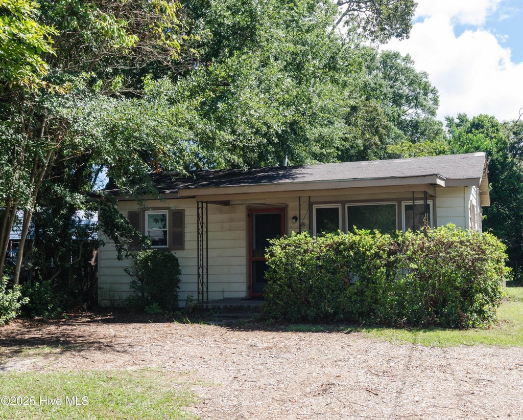 Photo of 29 Covil Avenue, Wilmington, NC 28403 (MLS # 100613483)