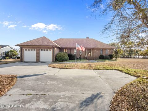 200 Pelican Drive Newport NC 28570