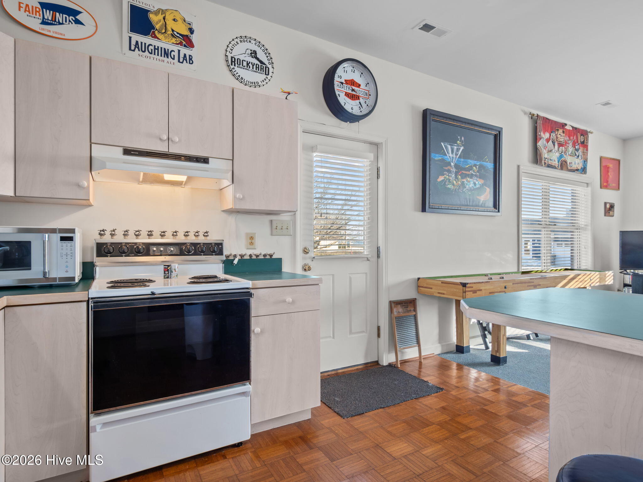 Newport, North Carolina, 28570, United States, 3 Bedrooms Bedrooms, ,3 BathroomsBathrooms,Residential,Active,2017499