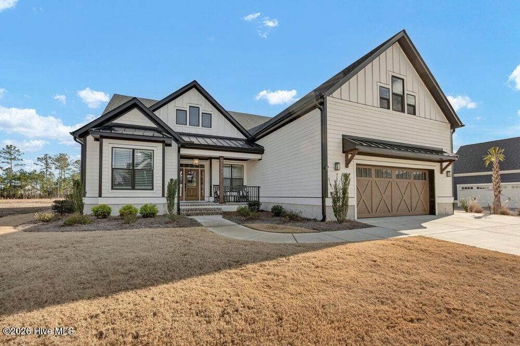 Photo of 9162 Crossbill Drive, Leland, NC 28451 (MLS # 100547868)